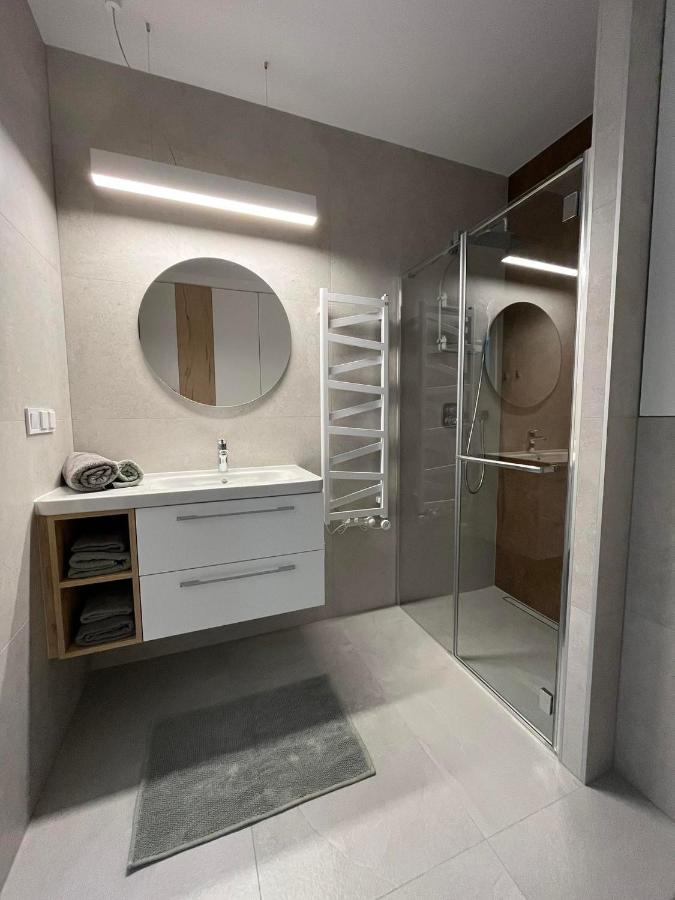 Apartamenty Olimpijska 1B & 1T 슈차이르크 외부 사진